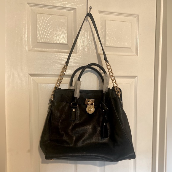 Michael Kors Genuine Leather Hamilton Black Tote.  Brand new never used. - Picture 1 of 5